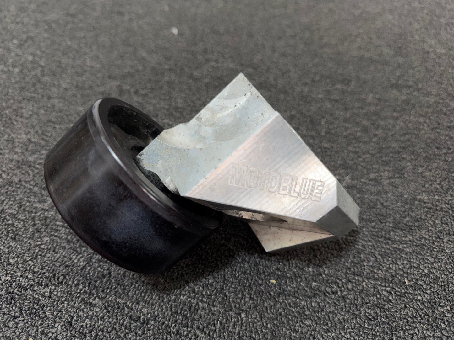 2003-2004 Ford SVT Cobra MOTOBLUE Snub Idler Billet Bracket and Pulley